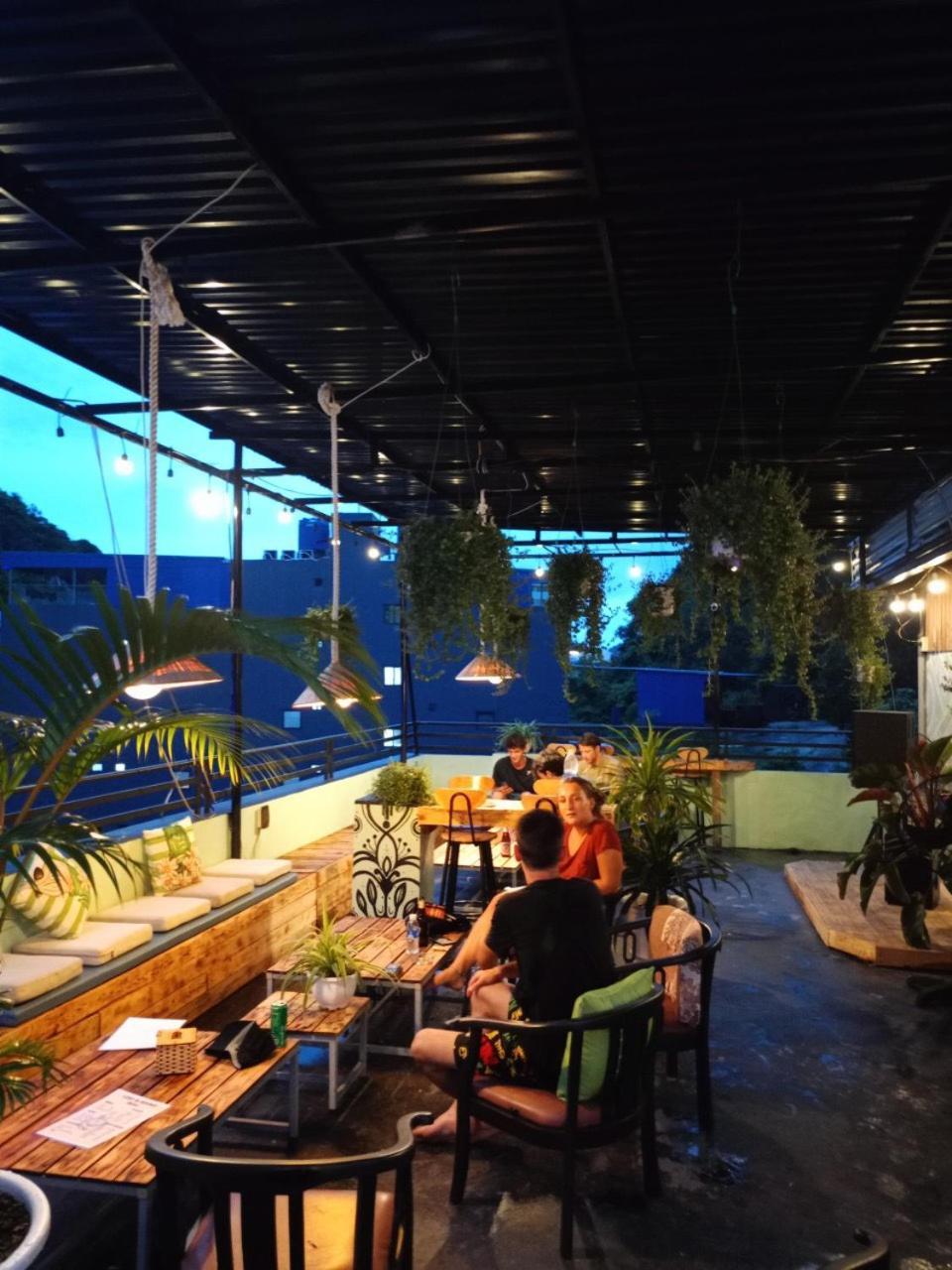 Luna'S House Hostel Chan Chau Bagian luar foto